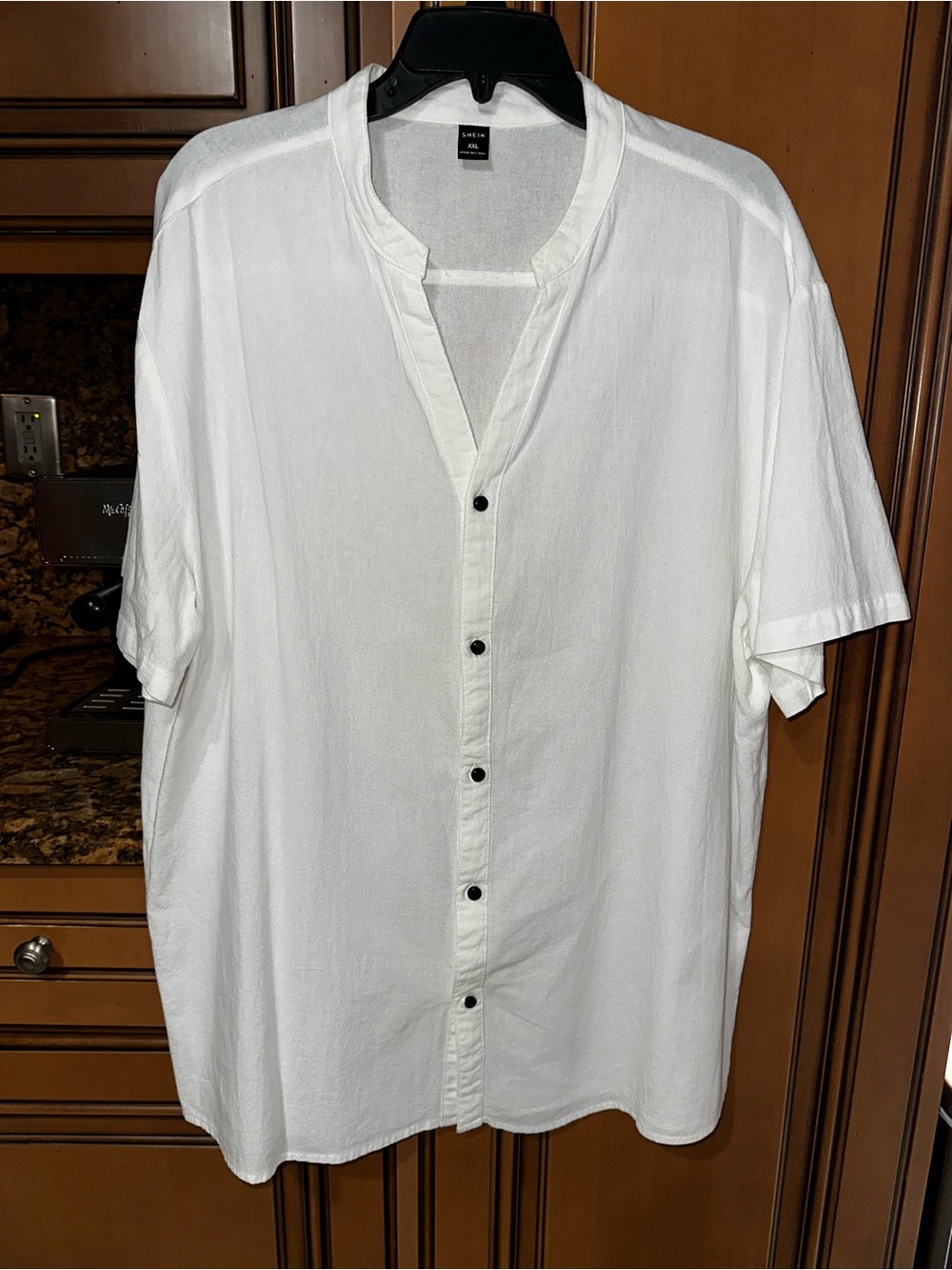 SHEIN Casual White Short-Sleeve Button Shirt Size: XL